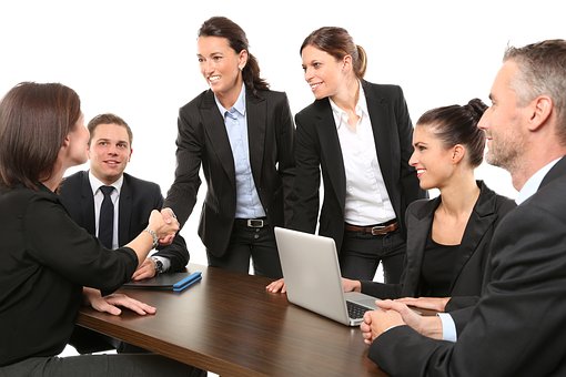 Course on Transitioning to Management & Earning Team Trust