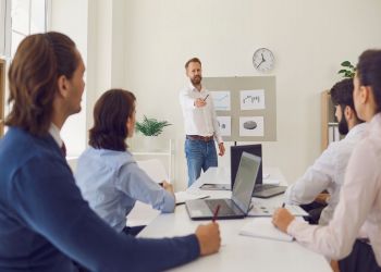 دورة تحليل الاحتياجات التدريبية وتقييم التدريب لقسم الموارد البشرية