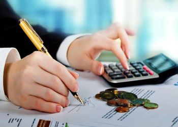 دورة تنمية المهارات المحاسبية للعاملين بأقسام المقبوضات والإيرادات