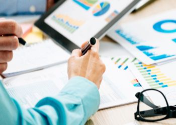 دورة المحاسبه المتقدمة فى تسوية الجردية والتدقيق المالي
