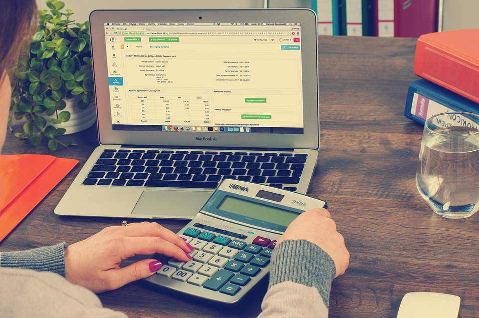 دبلوم دعم المهارات الإدارية والمالية 