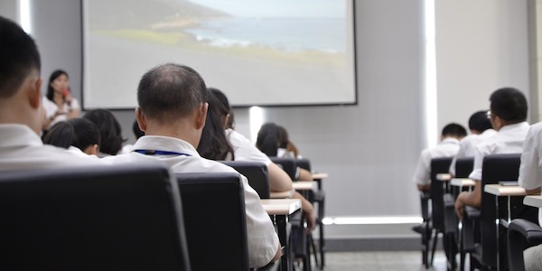 دورة تخطيط وتطبيق أحدث الاستراتيجيات في التدريب الوظيفي