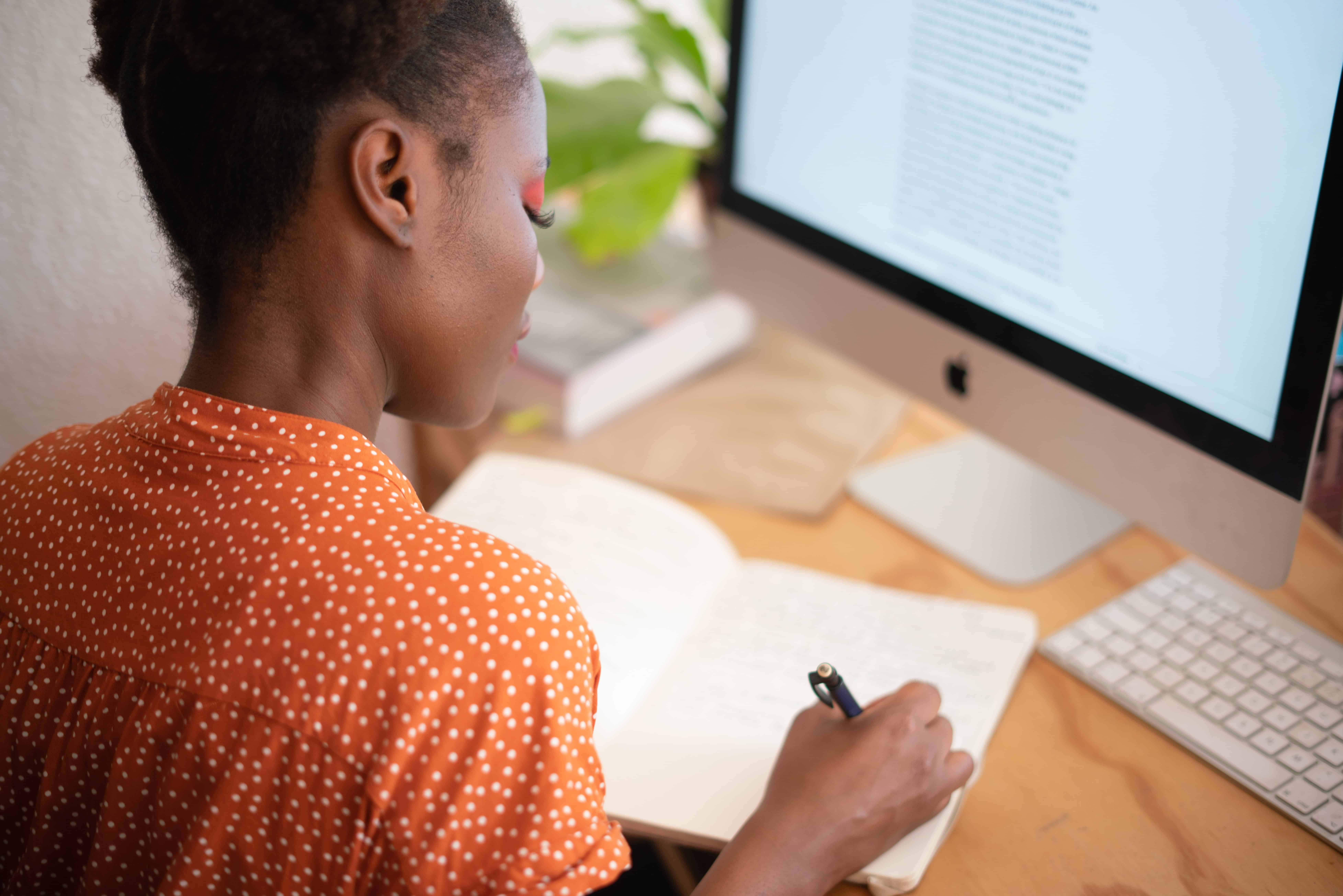 Short Diploma in Advanced English Writing Skills for Workplace Success
