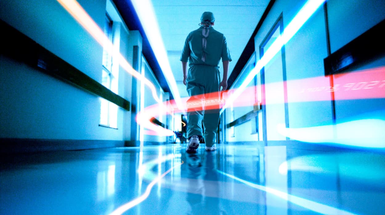 دبلوم الأداء الإشرافي النموذجي: القيادة الإشرافية والتفكير الإستراتيجي