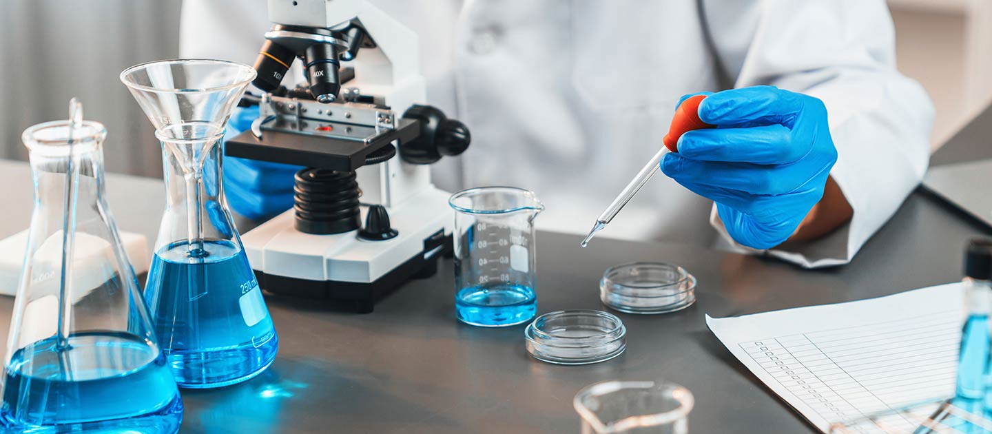 دبلوم المختبرات الكيميائية لمعدات وأدوات الجودة